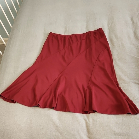 Red Asymmetrical Midi A-Line Skirt - Picture 1 of 6
